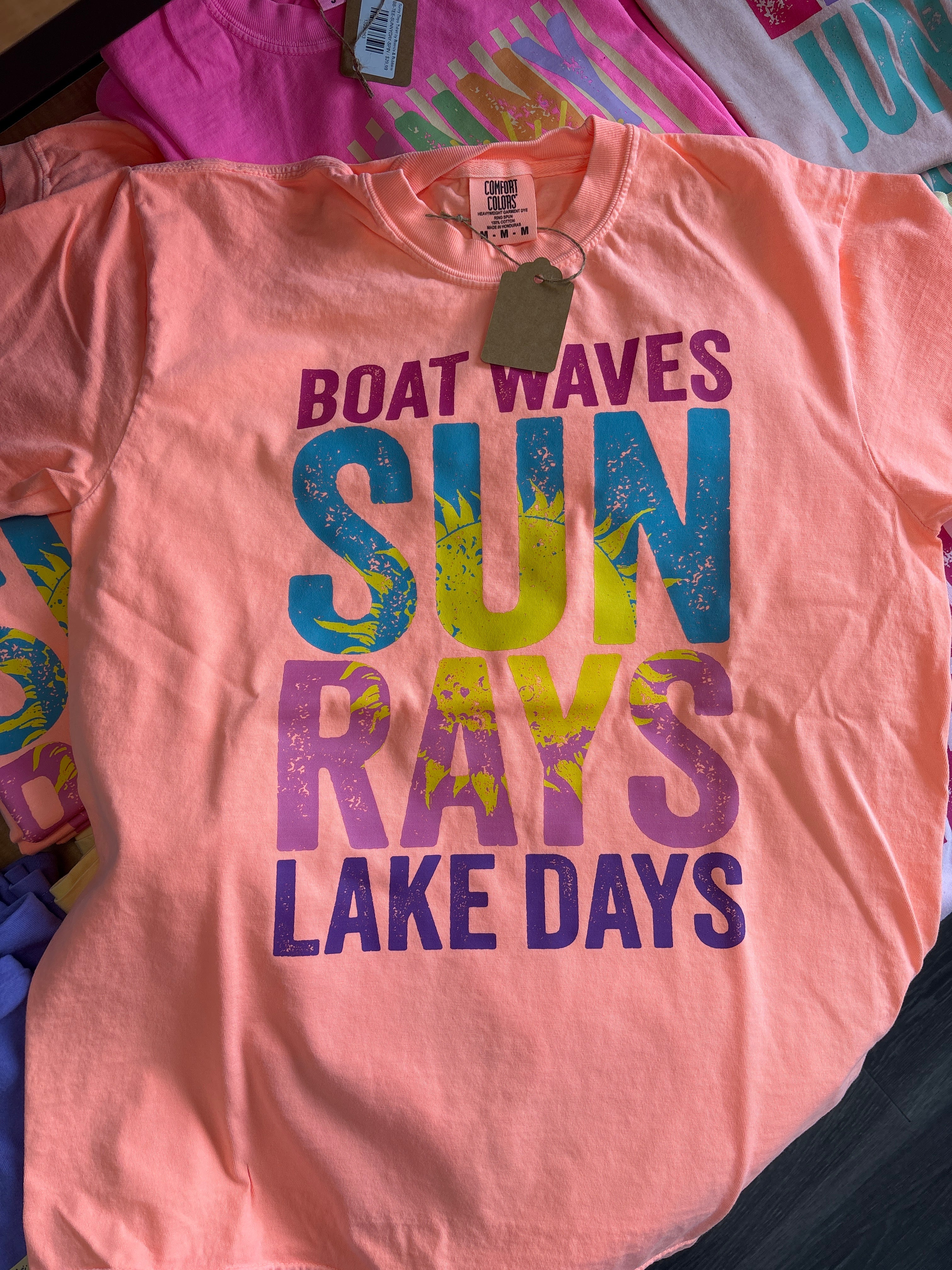 BOAT WAVES SUN RAYS  Tshirt by Boards & Bobbins