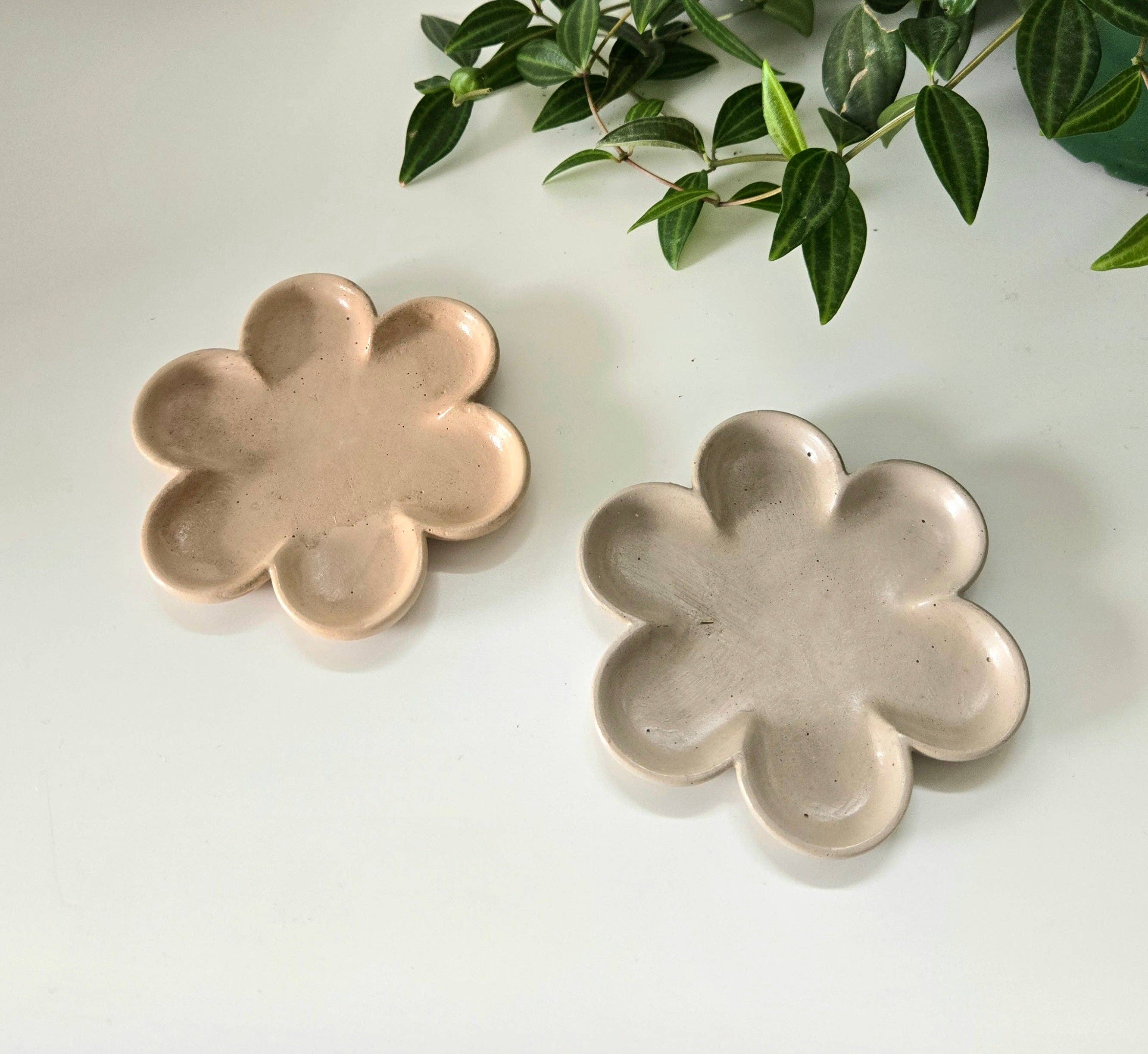 Flower Jewelry Tray by Plant 'er Here