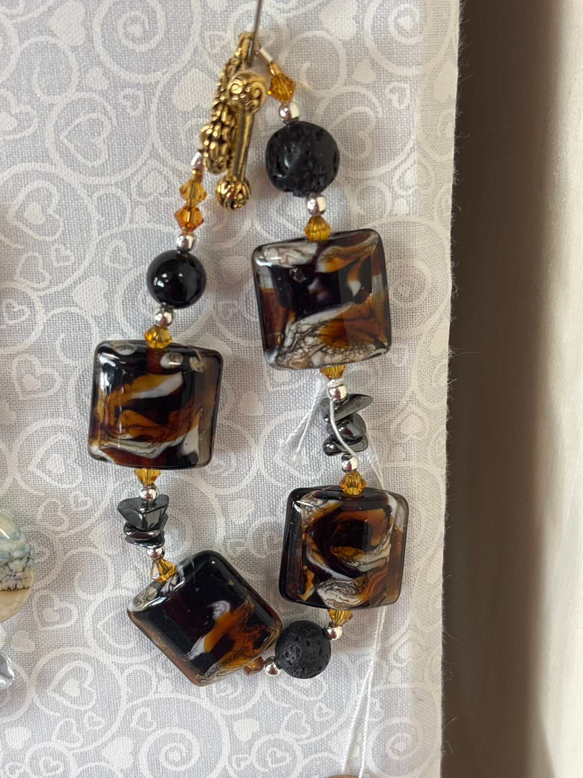Meri Glass Beads Tiger Bracelet